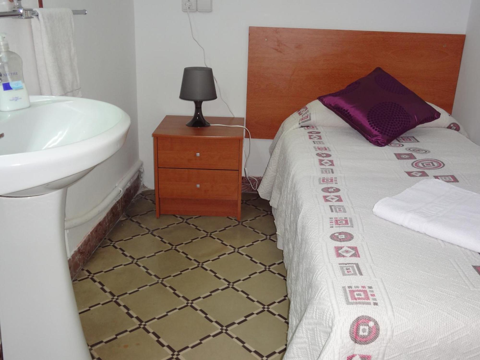 Hostal Sant Carlo Βαρκελώνη Εξωτερικό φωτογραφία