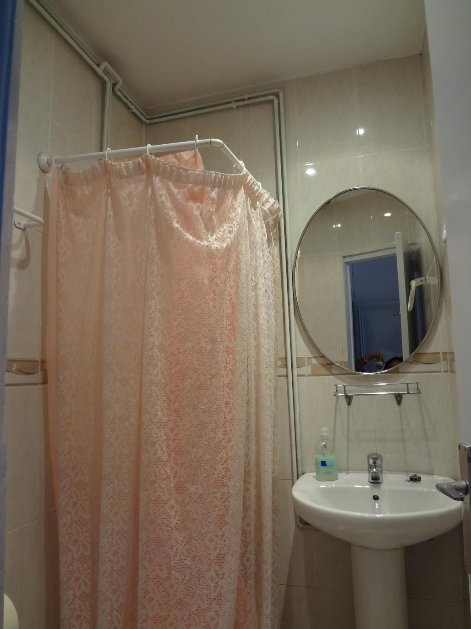 Hostal Sant Carlo Βαρκελώνη Εξωτερικό φωτογραφία